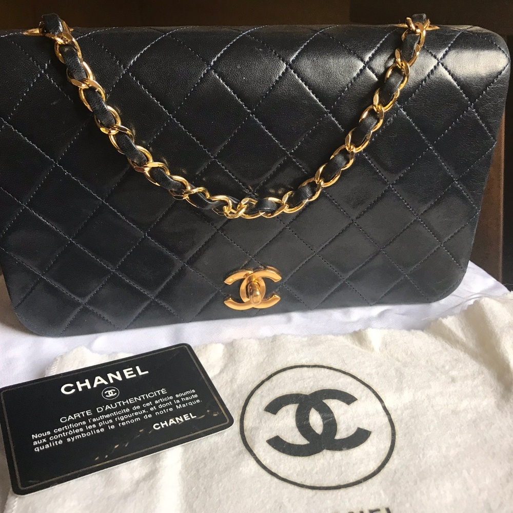 Vintage Chanel purse